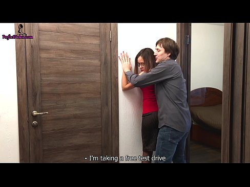 ❤️ Agentul imobiliar sexy își masturbează senzual păsărica și o fute în timp ce își vinde apartamentul - Krempai at porn ro.klassikaprint.ru ️❤
