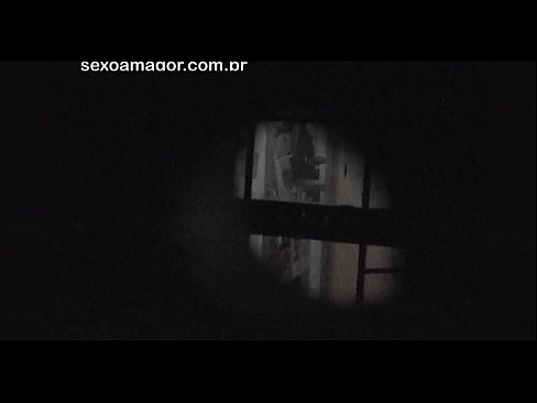 ❤️ Blondina este filmată în secret de un voyeur din cartier ascuns în spatele unor cărămizi goale at porn ro.klassikaprint.ru ️❤